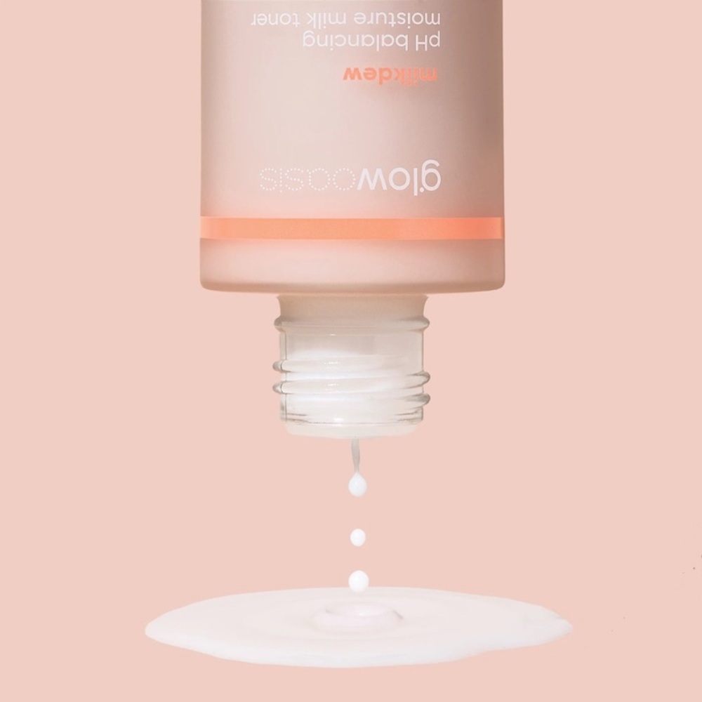 NIB GlowOasis Milkdew pH balancing moisture milk toner